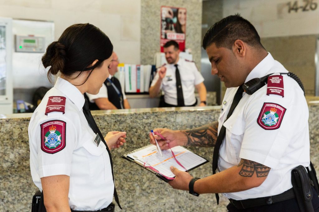 7 Tips For Navigating Language Barriers While Traveling